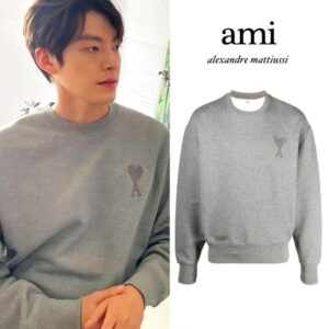 [국내배송]아미 체인빅패치 ( 김우빈 ) 커플 맨투맨