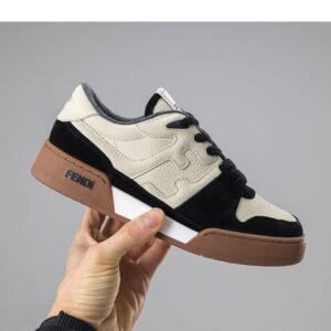 [국내배송]펜디 [FENDI] 수입프리미엄급 펜디 매치 블랙 스웨이드 로우탑