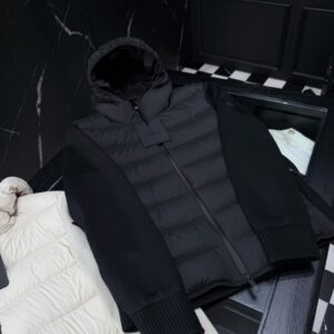 [국내배송]몽클레어 블랙라인 덕다운 니트 패딩