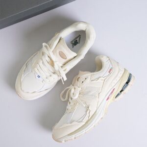 [국내배송]뉴발란스 2002R 프로텍션 팩 씨 솔트