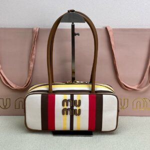 [국내배송]미우미우 캔버스 가죽 보백