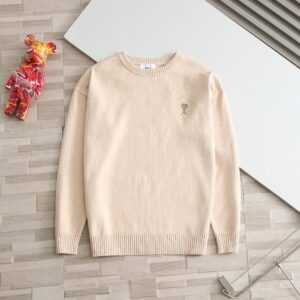 [국내배송]아미 하트로고 자수 라운드 울니트