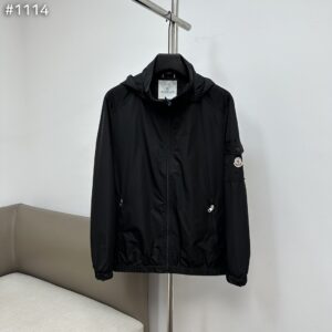 [국내배송]몽클레어 ETIACHE 에티아슈 후드 레인 자켓