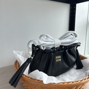 [국내배송]미우미우 조이 나파 레더백