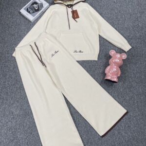 [국내배송]로로피아나 [LOLO PIANA] 여성 후드 니트 셋업