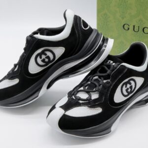 [국내배송]구찌 런 레이스업 스니커즈