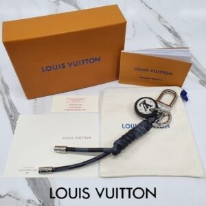 [국내배송]루이비통 레더 로프 백 참 / 키 홀더