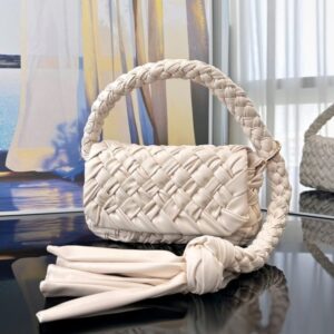 [국내배송]보테가베네타 스몰 칼리메로 씨타