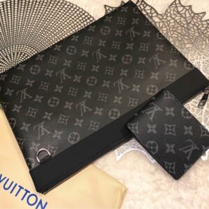 [국내배송]루이비통 이클립스 멀티플 월릿 & 포쉐트 클러치