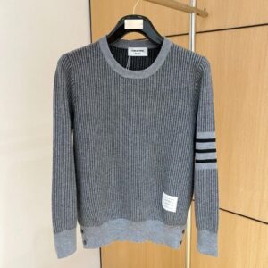 [국내배송]톰브라운 트위드 울니트